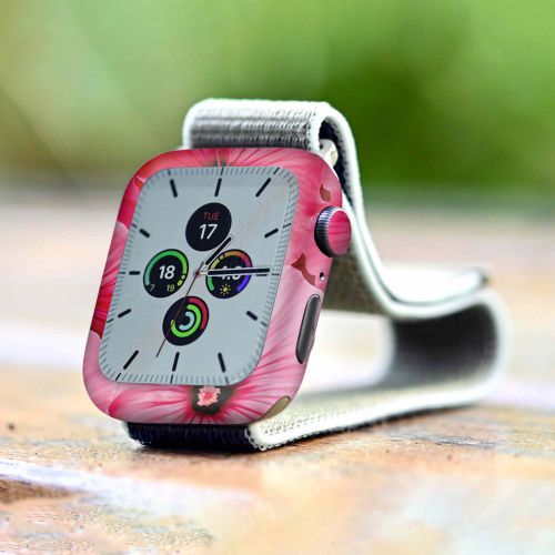 Apple_Watch 5 (40mm)_Pink_Flower_4